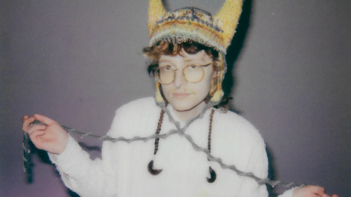 Imagem de Cavetown - Running With Scissors Tour