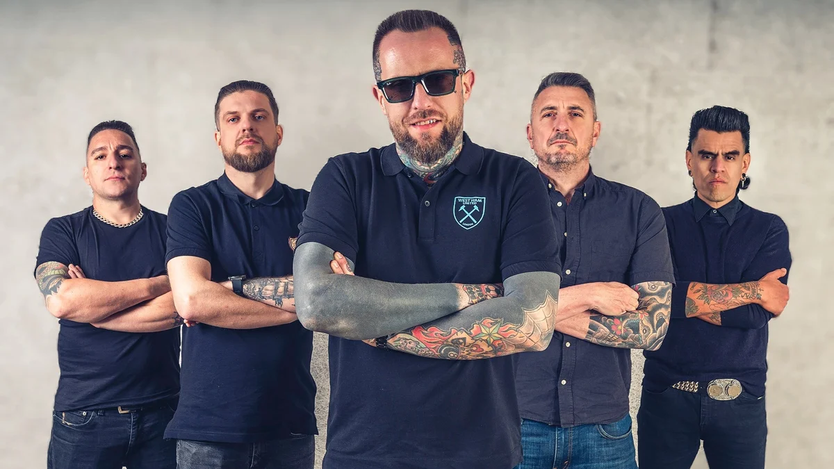 Imagem de Booze & Glory